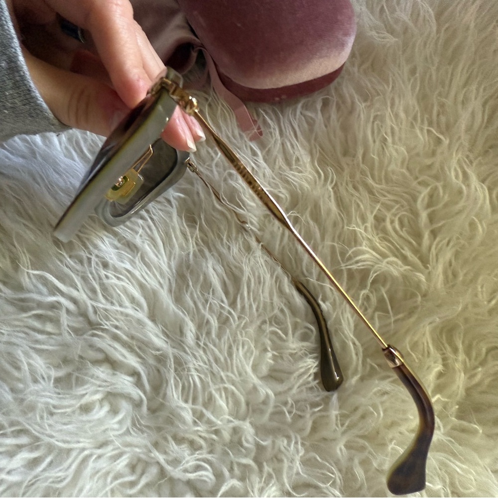 Miu Miu Cat eye sunglasses - Picture 4 of 4